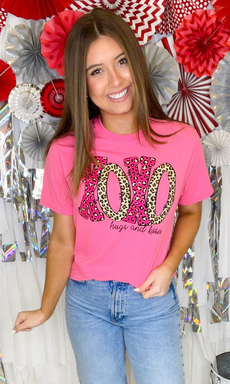 Hugs and Kisses Valentine T-Shirt - Image 4