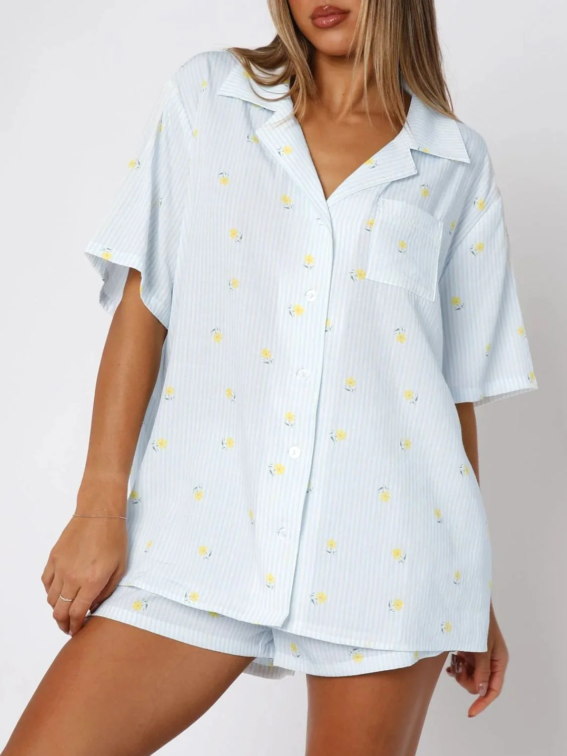 Valentine's Day Printed Collared Neck Short Sleeve Top and Shorts Set - Image 11