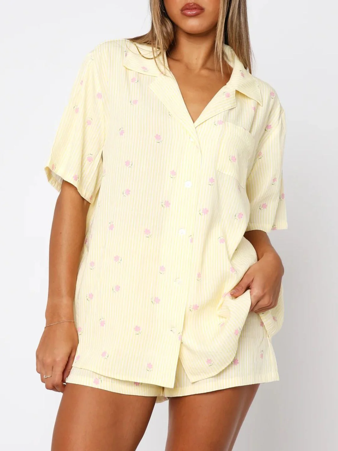 Valentine's Day Printed Collared Neck Short Sleeve Top and Shorts Set - Image 16
